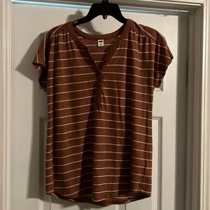 Old Navy top